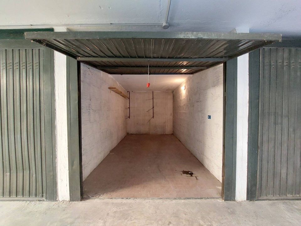 Parkeringsplass i Bologna, Bologna - bilde 1