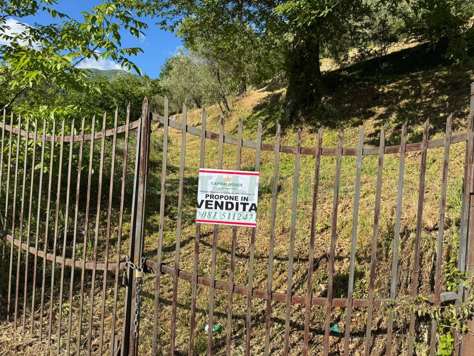 Helårsgrund i Quadrelle, Avellino - foto 1