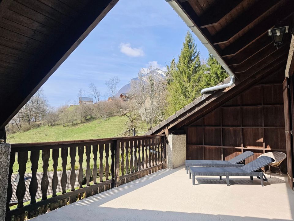 Villa i Taninges, Haute-Savoie - foto 1