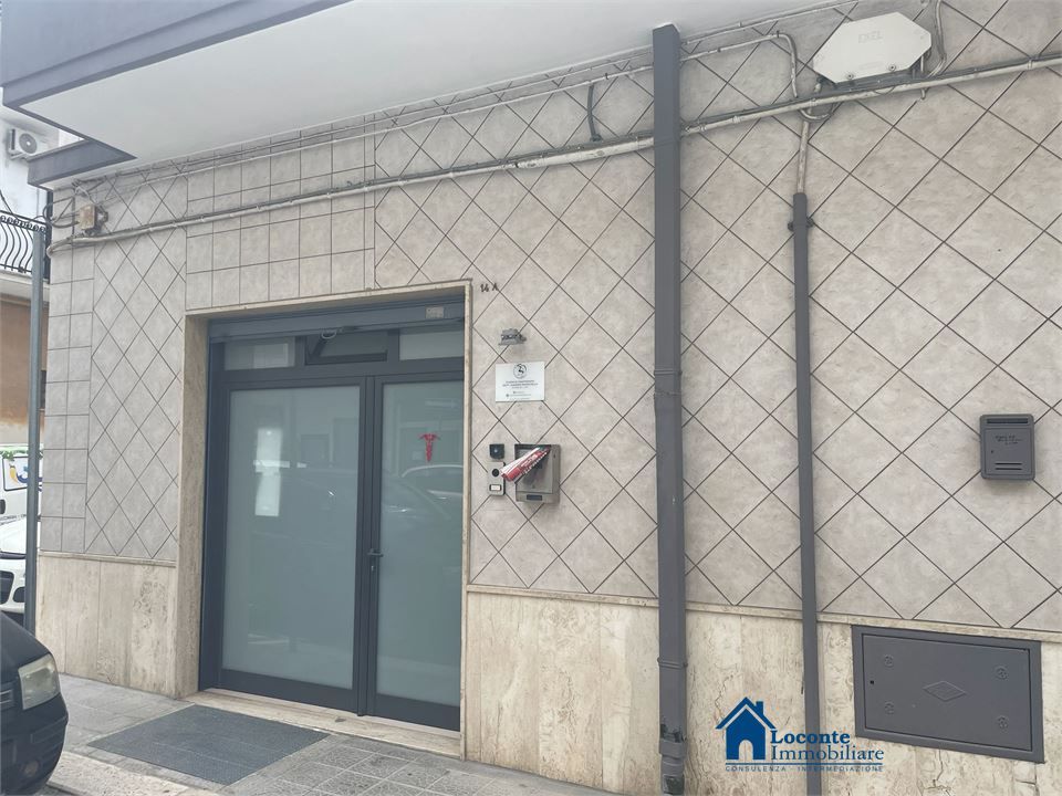 Erhvervsejendom i Capurso, Bari - foto 1