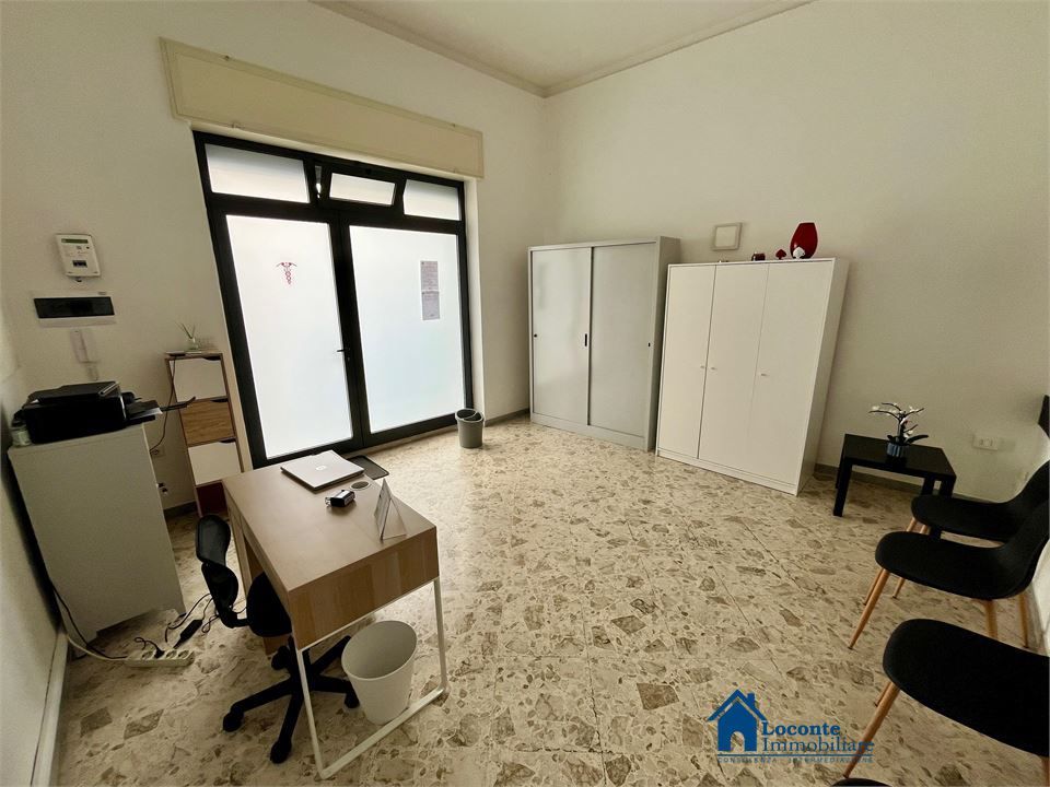 Erhvervsejendom i Capurso, Bari - foto 2