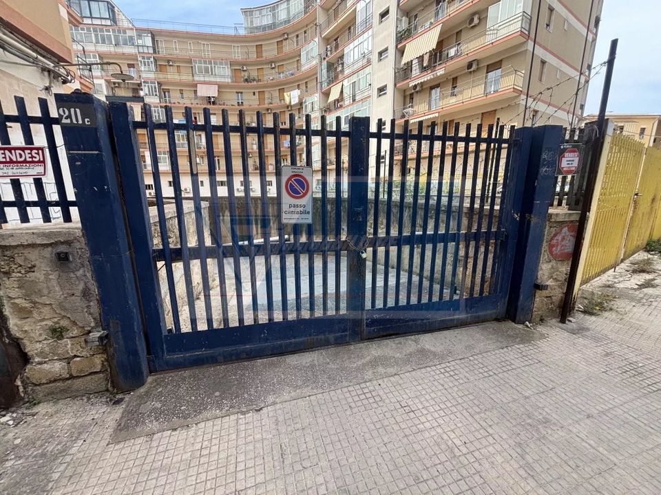 Garagem em Siracusa, Siracusa - foto 1