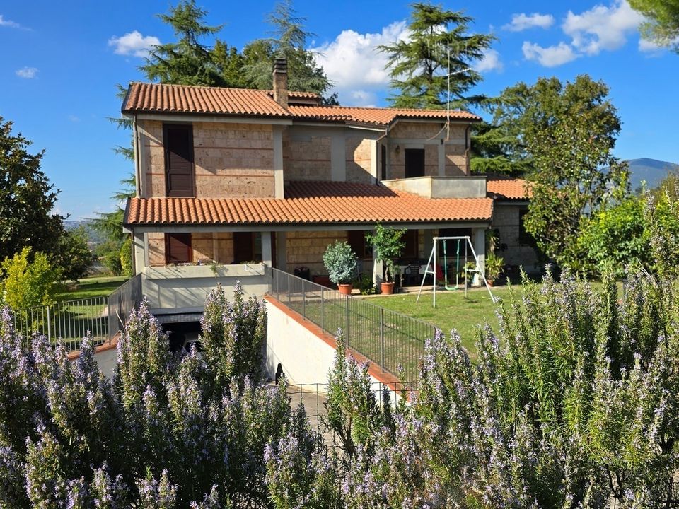 Villa i Terni, Terni - foto 1