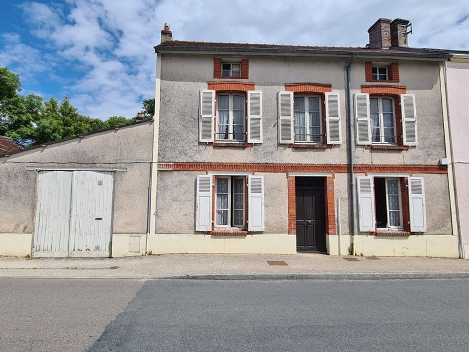 Landsbyhus i Magnac-Laval, Haute-Vienne - foto 1