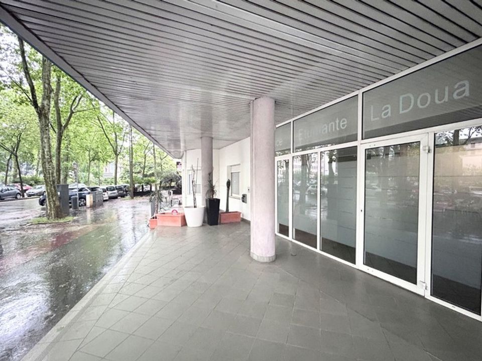 Lejlighed i Villeurbanne, Rhone - foto 5