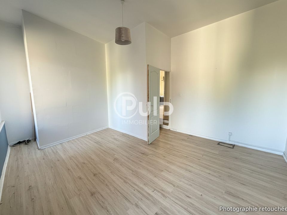 Byhus i Hénin-Beaumont, Pas-de-Calais - foto 1