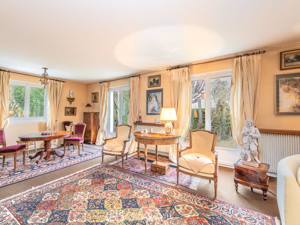 Villa i Saint-Nom-la-Breteche, Yvelines - foto 2