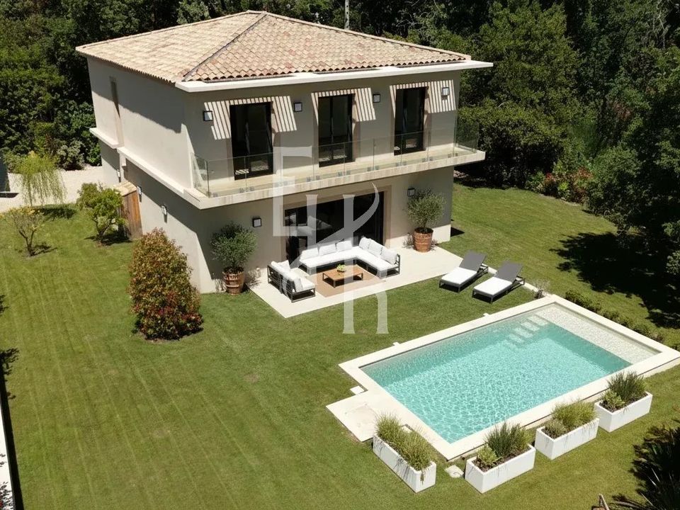 Villa i Mougins, Alpes-Maritimes - foto 1
