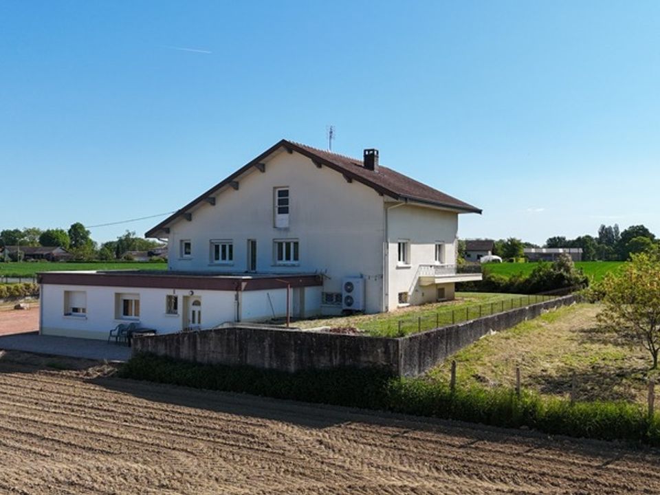 Villa i Saint-Didier-d'Aussiat, Ain - foto 3