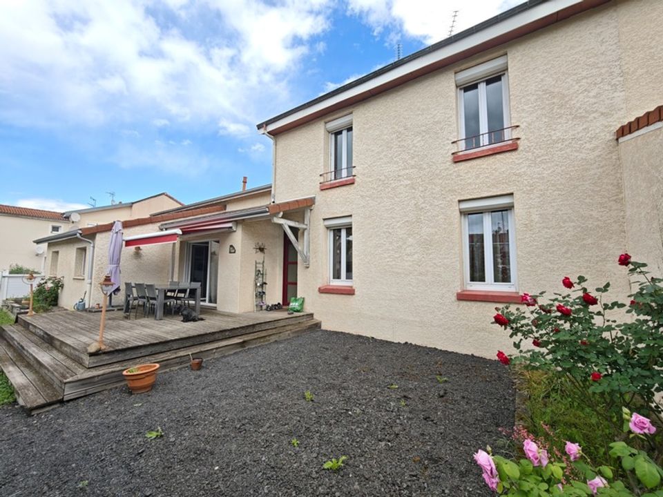 Villa i Clermont-Ferrand, Puy-de-Dome - foto 1