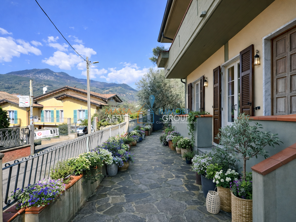Villa i Massa, Massa and Carrara - foto 1