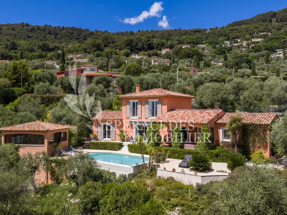 Villa i Le Tignet, Alpes-Maritimes - foto 1