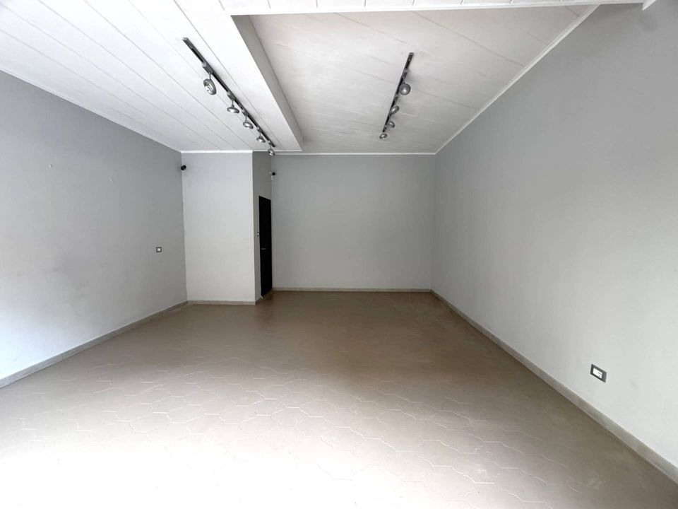 Propiedad comercial en Porto San Giorgio, Fermo - foto 4