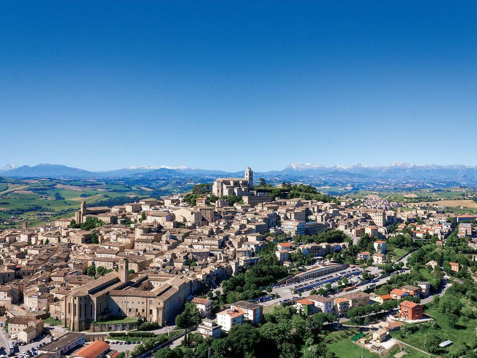 Næringseiendom i Fermo, Fermo - bilde 2