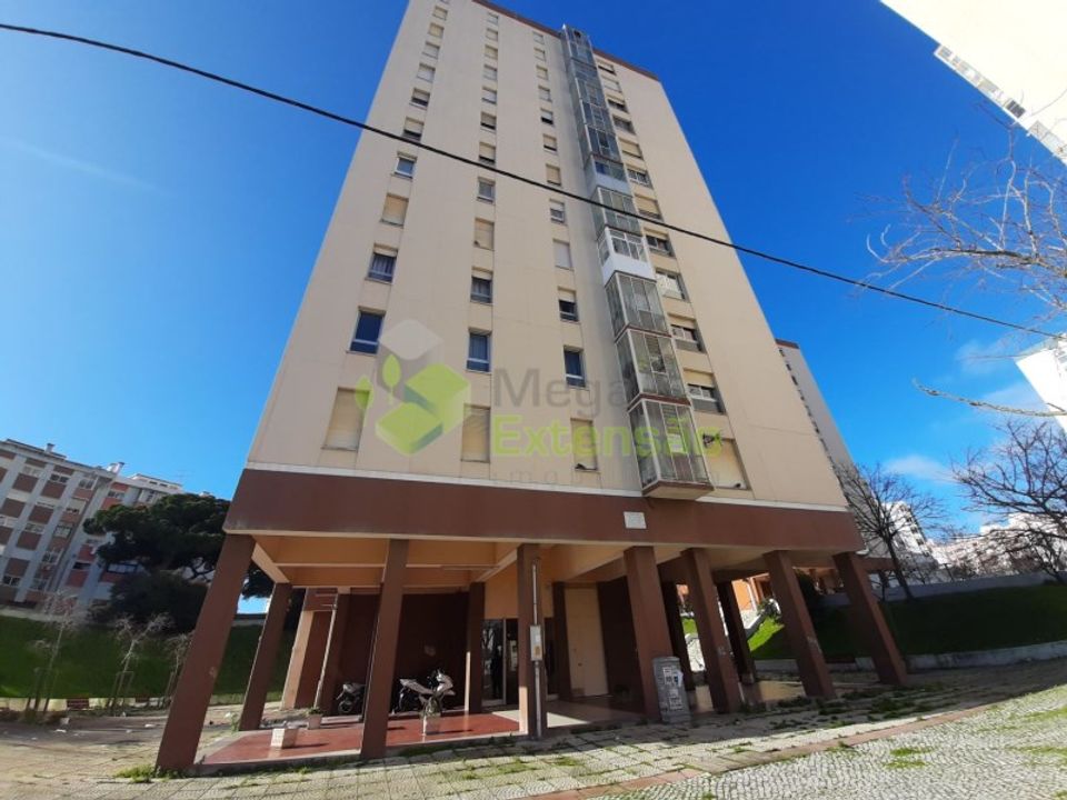 Lejlighed i Laranjeiro, Setubal - foto 1