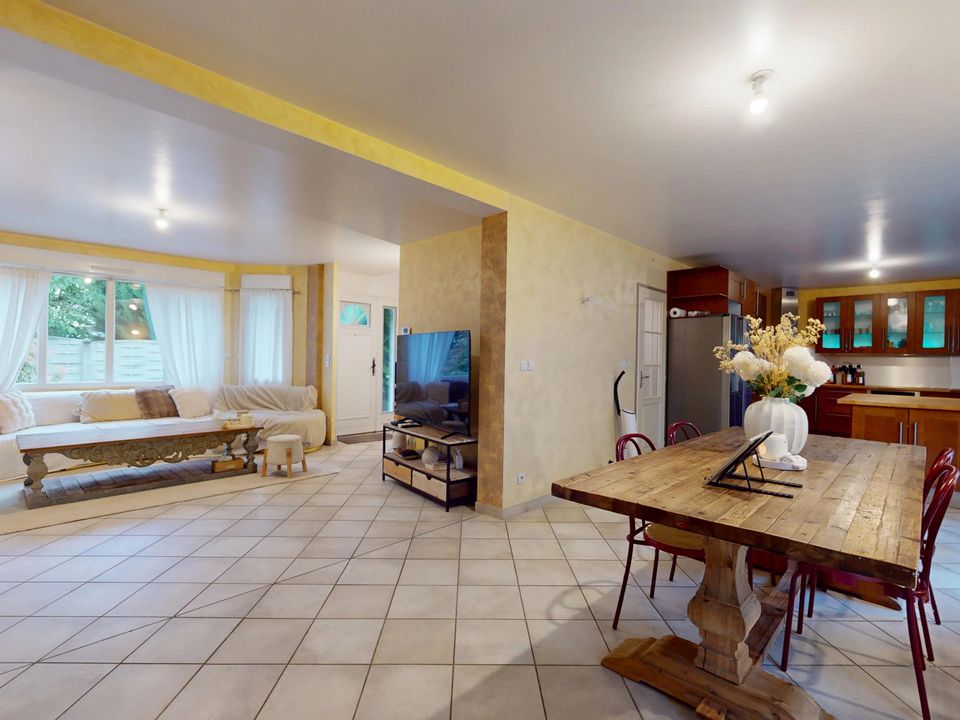 Villa i Montfermeil, Seine-Saint-Denis - foto 2