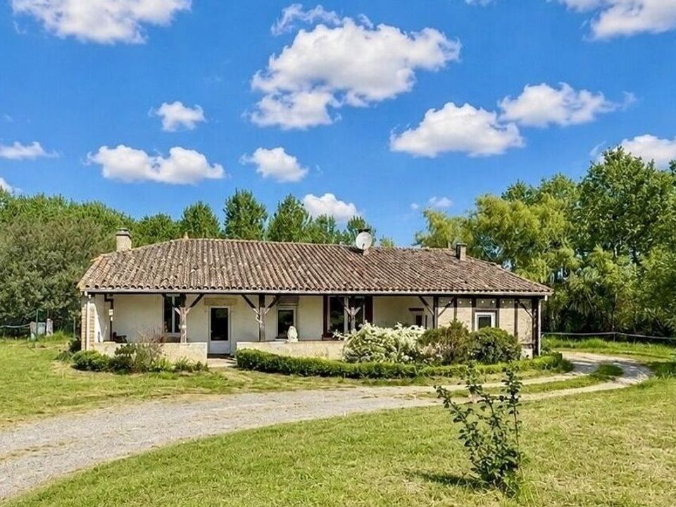 Villa i Castelmoron-sur-Lot, Lot-et-Garonne - foto 1