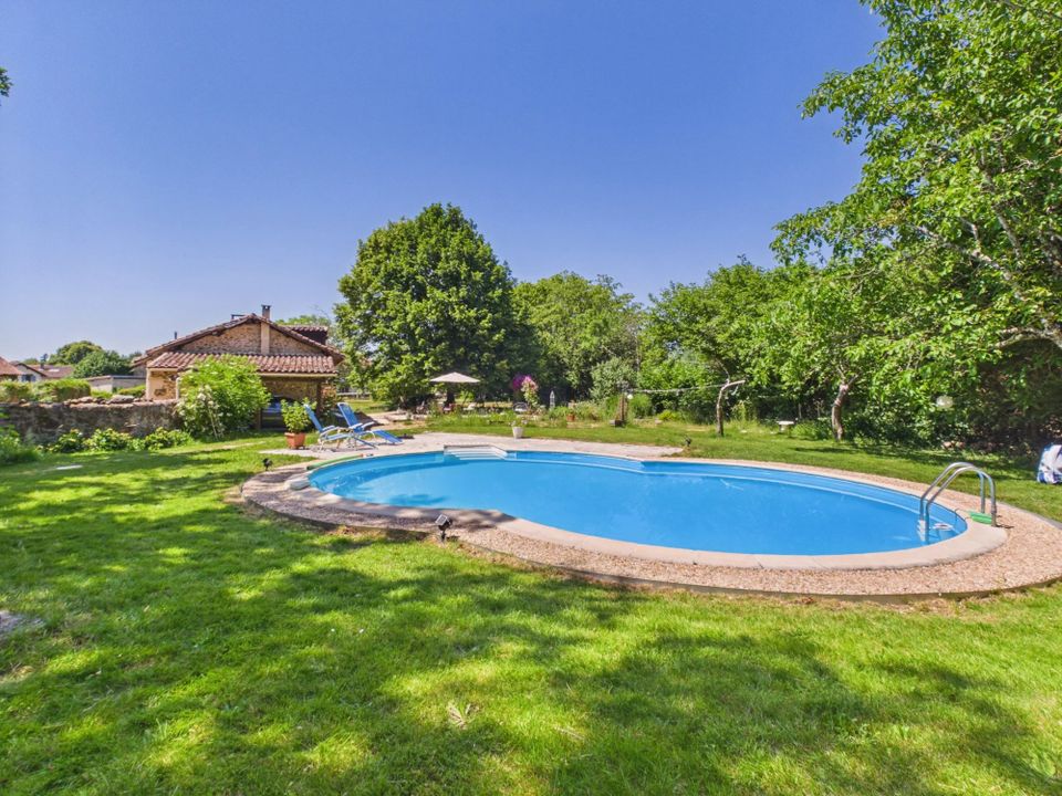 Villa i Rochechouart, Haute-Vienne - foto 2