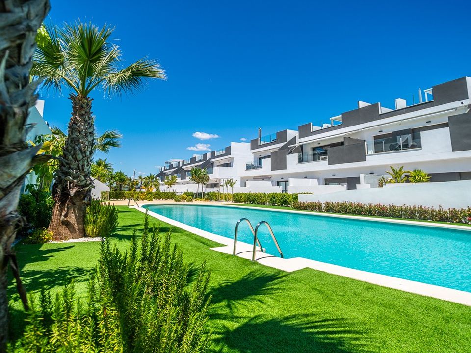 Duplex en Torrevieja, Alicante - foto 1