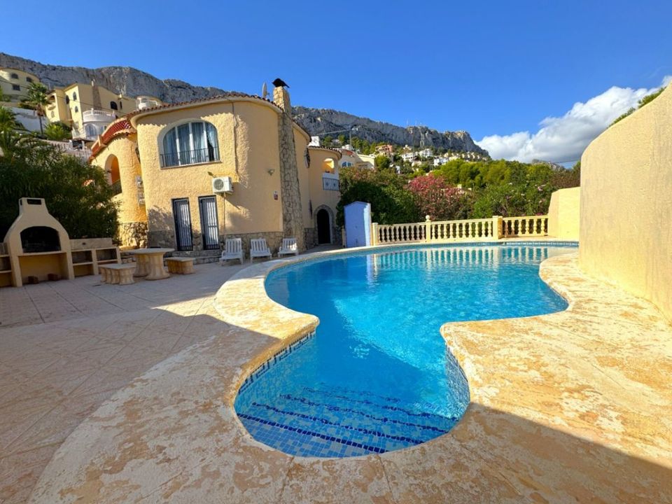 Villa en Calpe, Alicante - foto 2