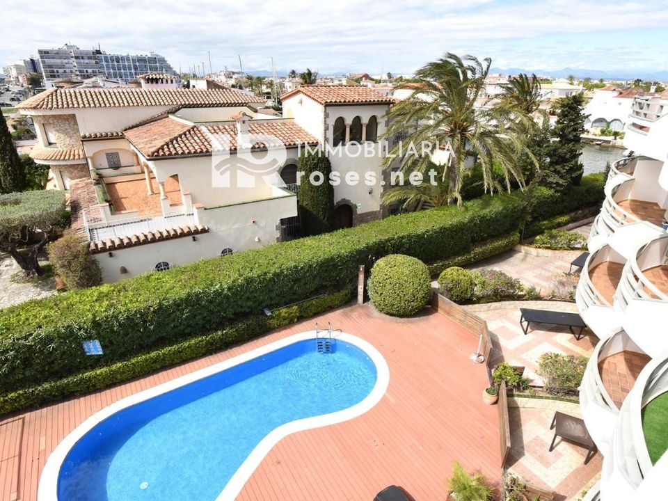 Villa i Empuriabrava, Gerona - foto 1