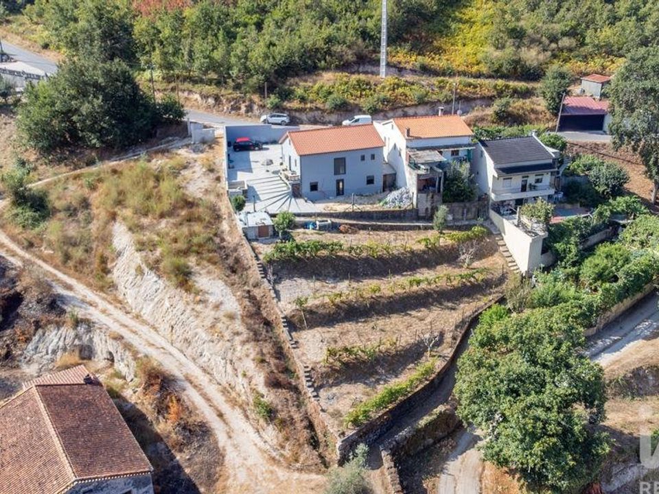 Byhus i Oliveira do Hospital, Coimbra - foto 2
