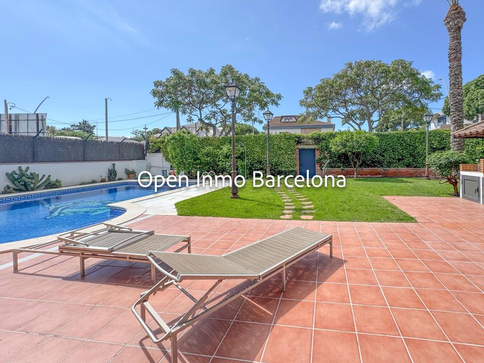 Villa i Castelldefels, Barcelona - bilde 2
