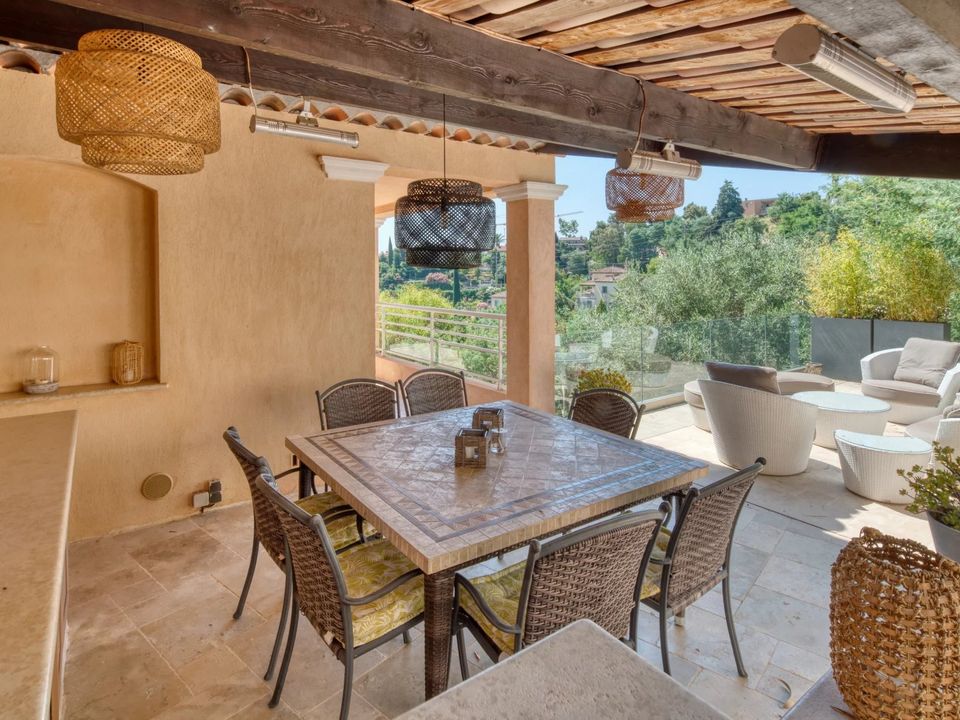 Villa i Mandelieu-la-Napoule, Alpes-Maritimes - foto 2