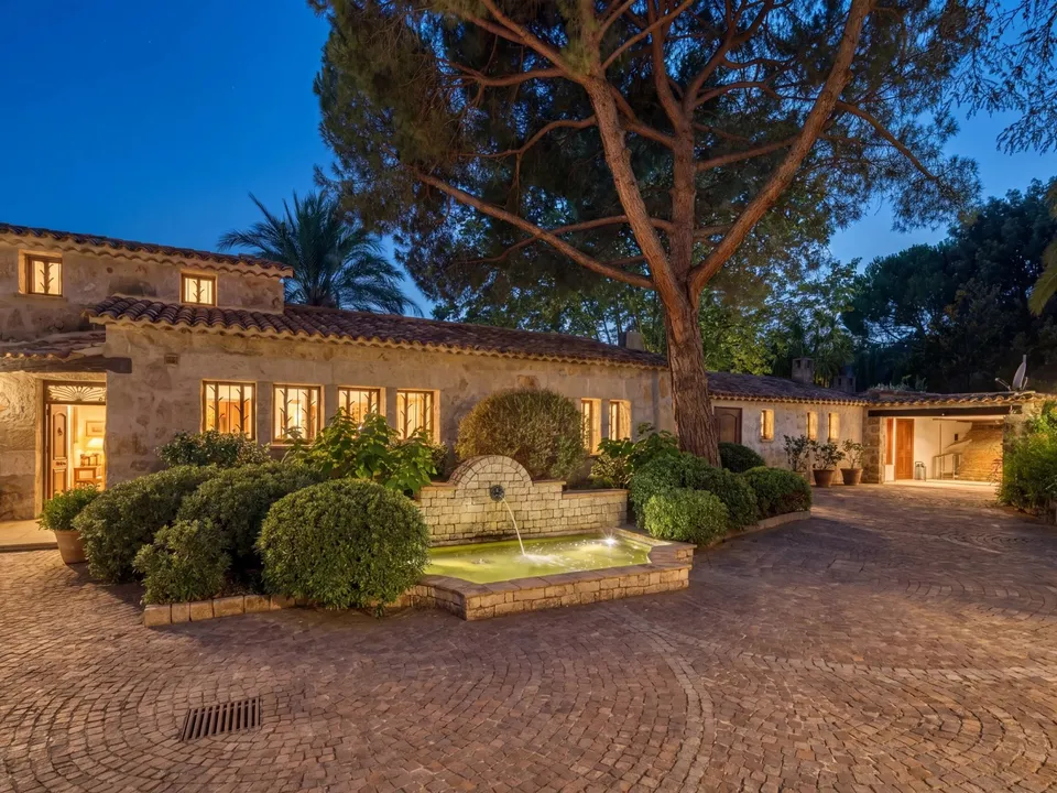 Villa i Saint-Paul-de-Vence, Alpes-Maritimes - foto 1