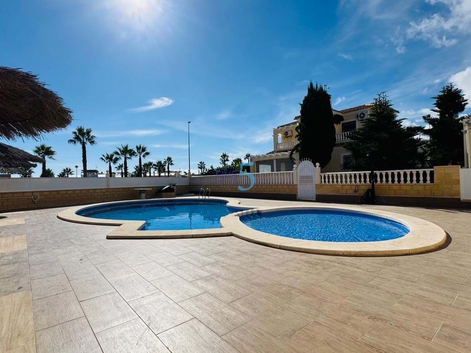 Villa i Cabo Roig, Alicante - foto 2
