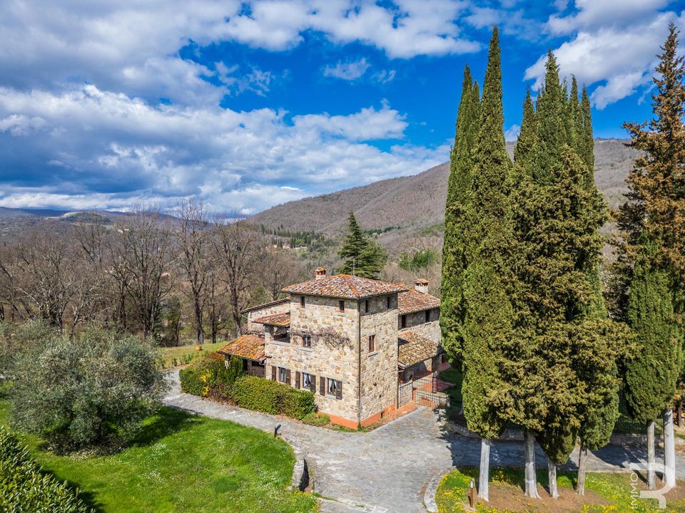 Landejendom i Chiusi della Verna, Arezzo - foto 3