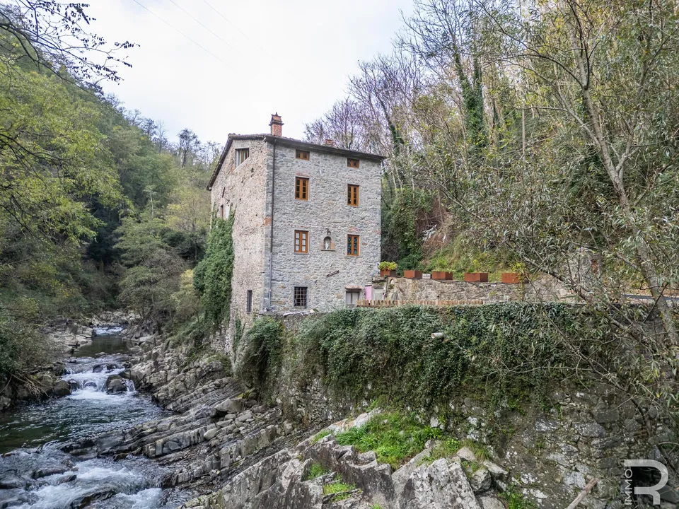 Landejendom i Pescia, Pistoia - foto 1