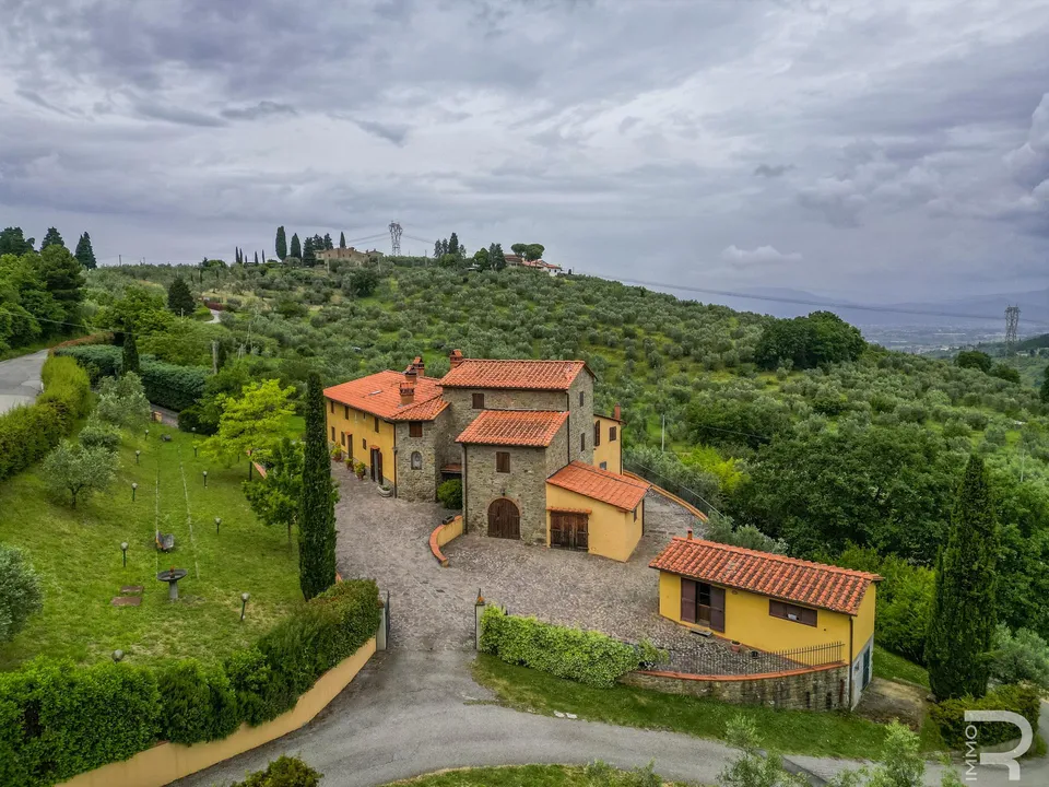 Landejendom i Carmignano, Prato - foto 1