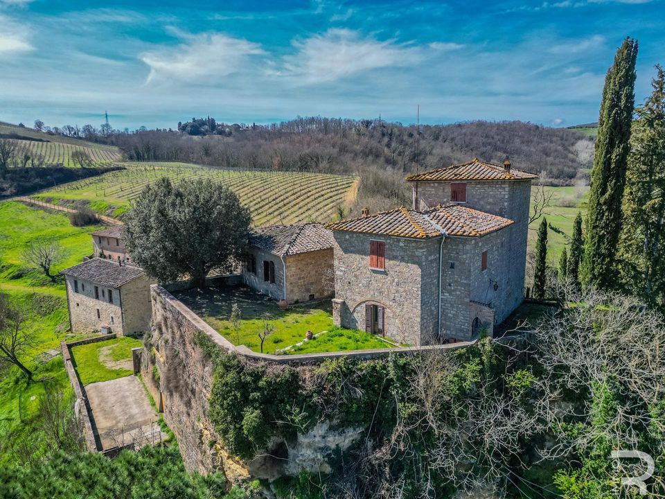 Landejendom i Poggibonsi, Siena - foto 1