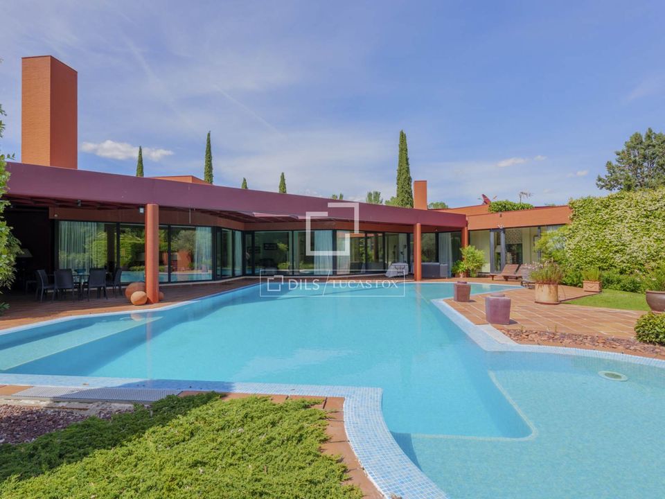 Villa i Pozuelo De Alarcon, Madrid - foto 1