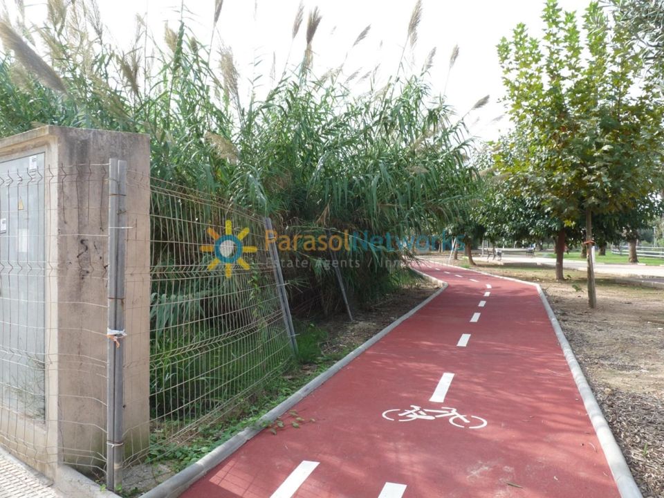 Helårsgrund i Guardamar De La Safor, Valencia - foto 2
