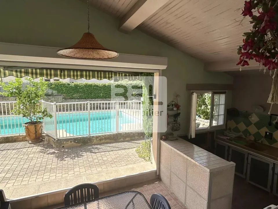 Villa i Bagnols-sur-Cèze, Gard - foto 3