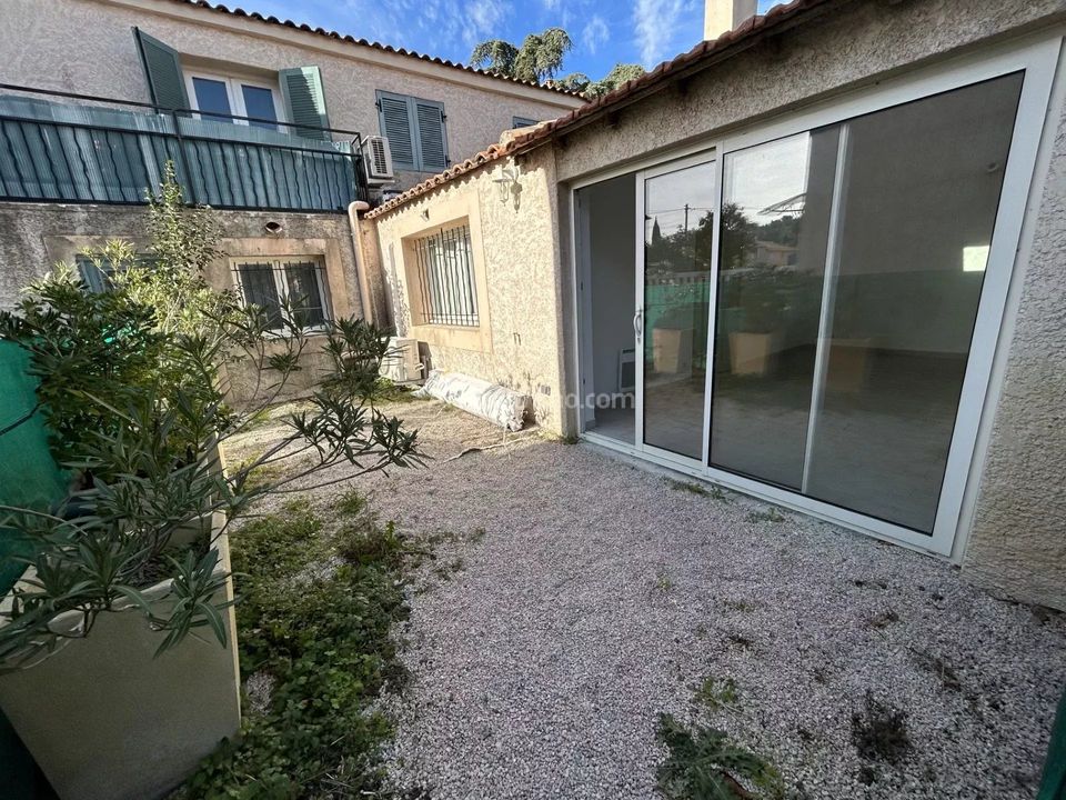 Lejlighed i Aubagne en Provence, Bouches-du-Rhone - foto 1