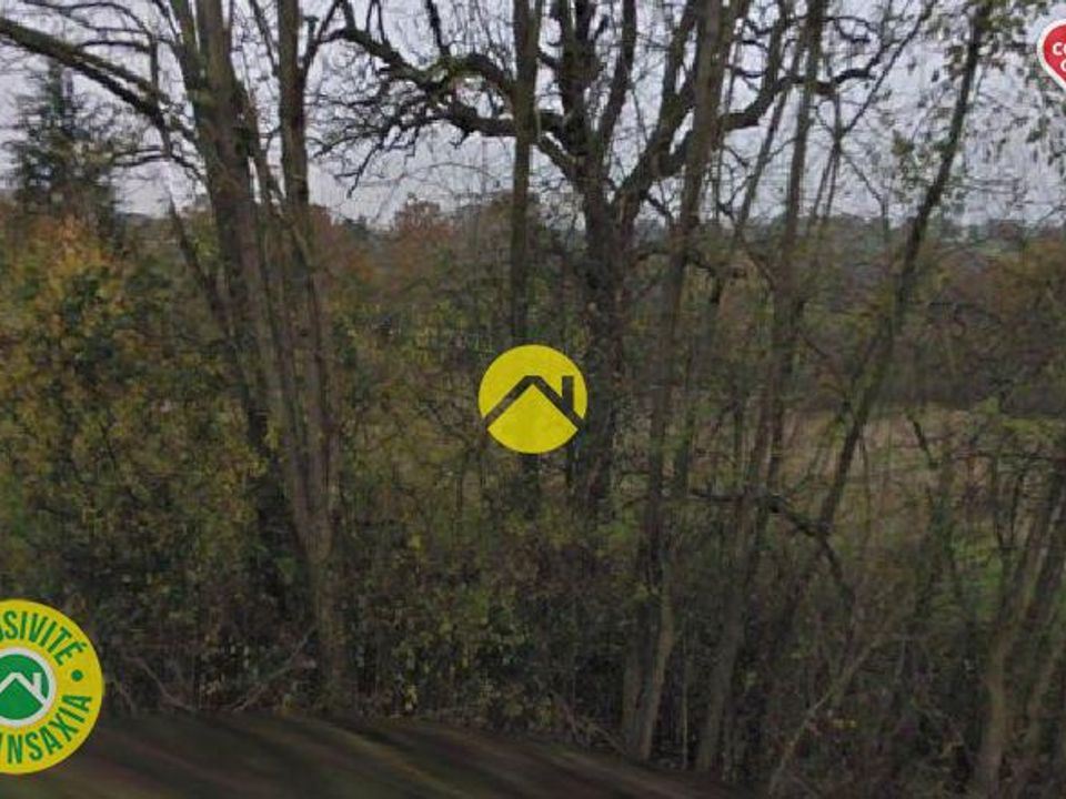 Helårsgrund i Bourbon-l'Archambault, Allier - foto 2