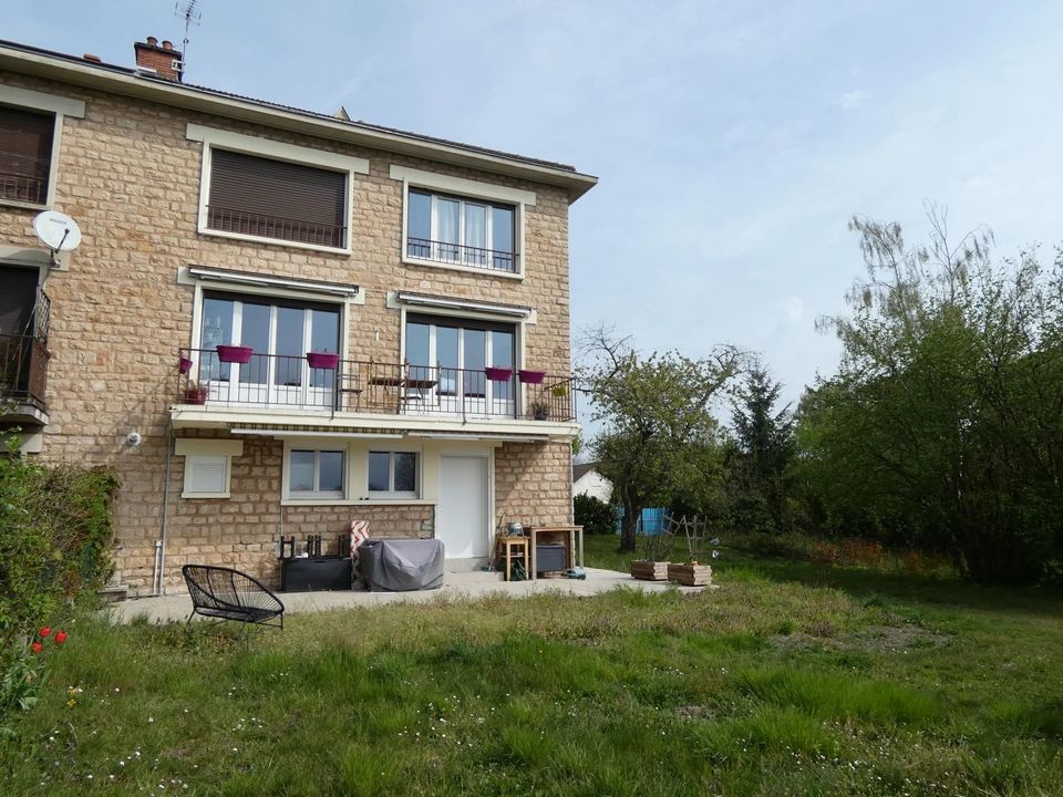 Byhus i Le Creusot, Saone-et-Loire - foto 1