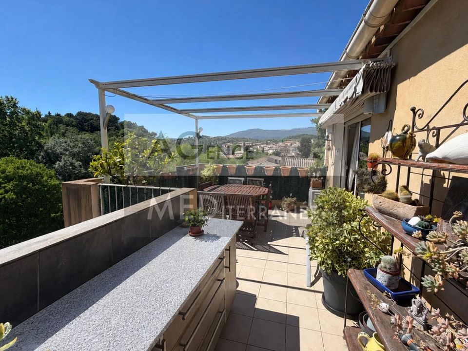 Lejlighed i Valbonne, Alpes-Maritimes - foto 1