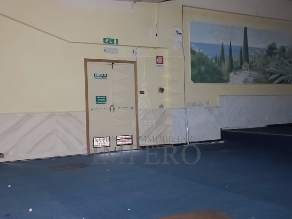 Erhvervsejendom i Ventimiglia, Imperia - foto 3