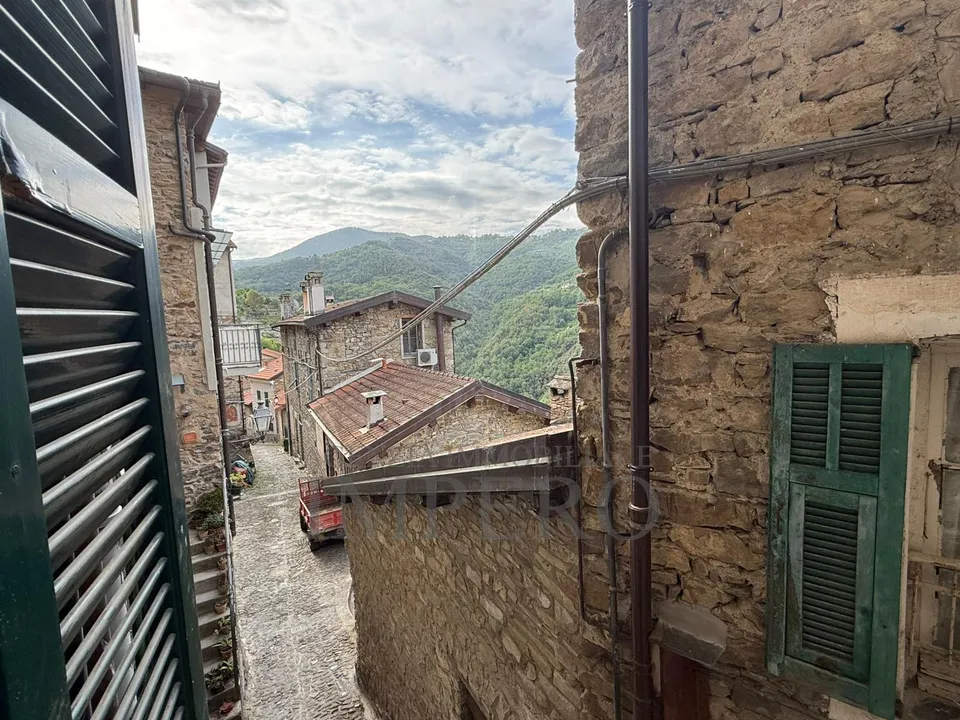 Lejlighed i Apricale, Imperia - foto 1