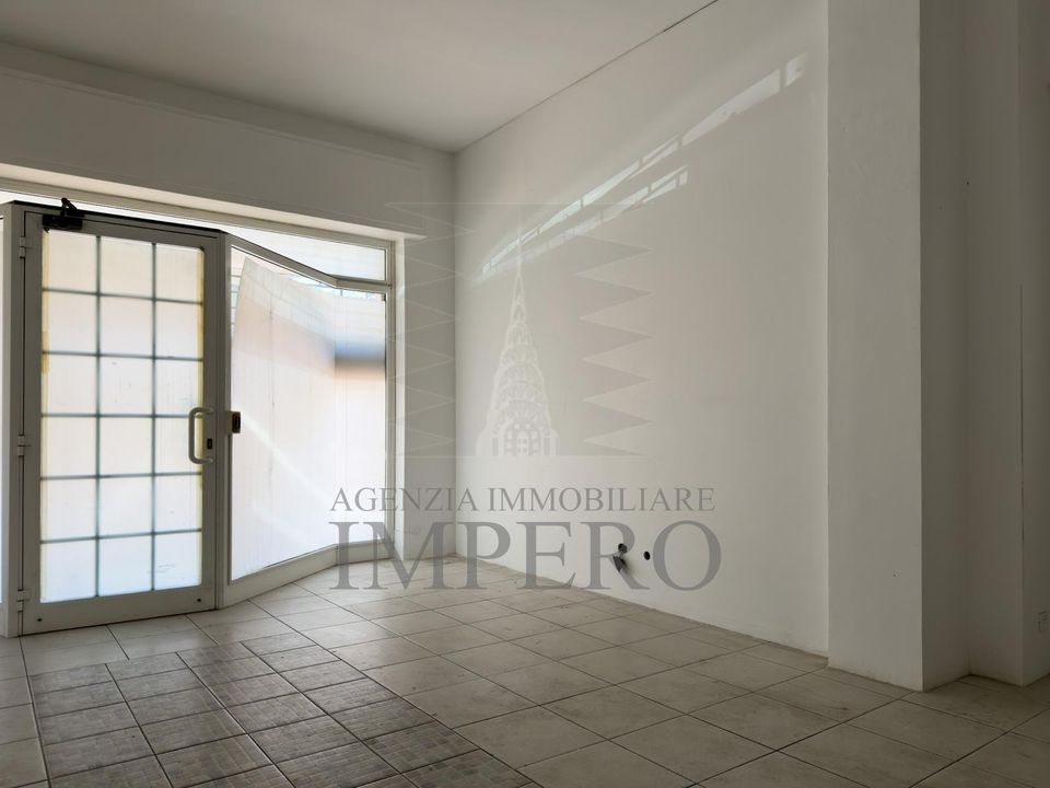Erhvervsejendom i Ventimiglia, Imperia - foto 2
