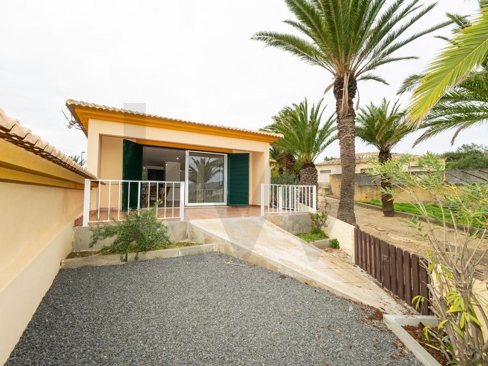 Byhus i Porto Santo, Madeira - foto 3