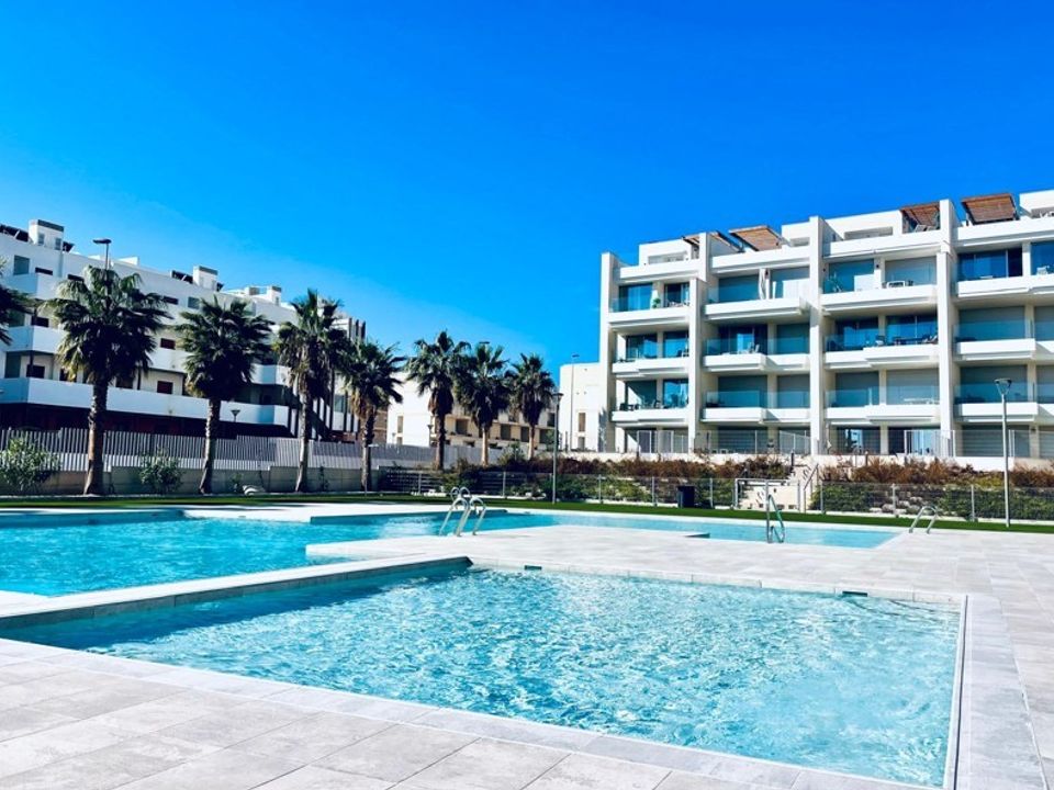 Leilighet i Villamartin, Alicante - bilde 1