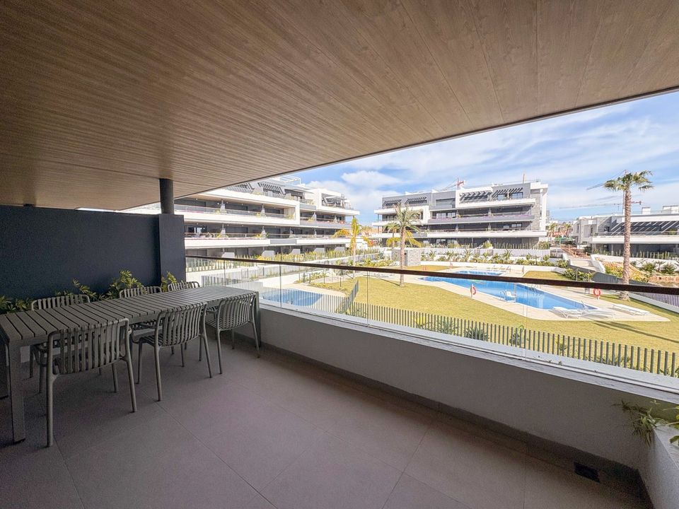 Apartment in Torrevieja, Alicante - photo 2