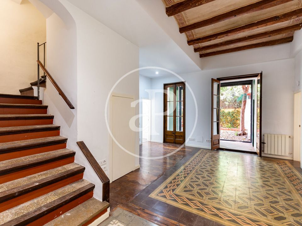 Villa - Barcelona, Barcelona - photo 1
