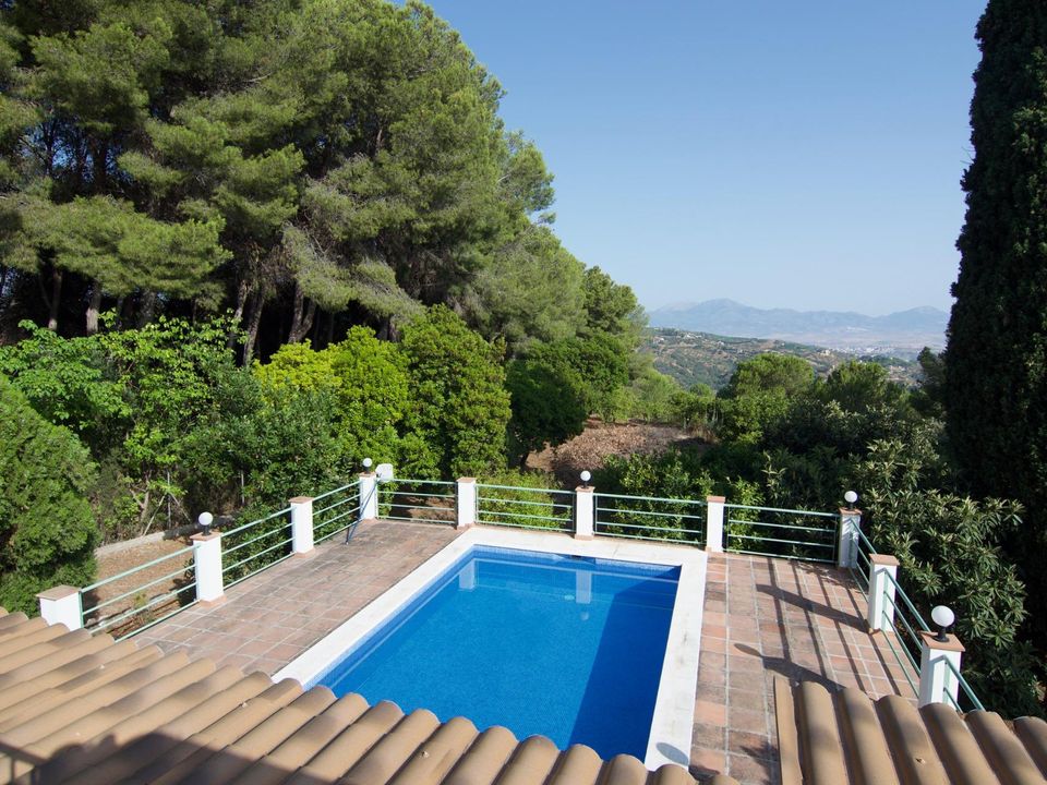 Villa i Alhaurin El Grande, Malaga - foto 1