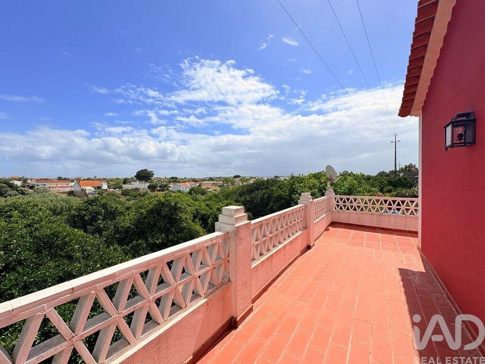 Byhus i Alpiarca, Santarem - foto 1